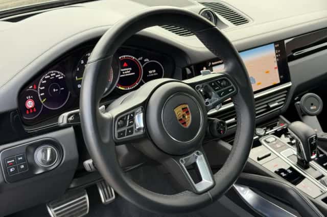 Porsche Cayenne (2022) thumbnail 45