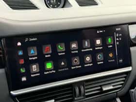 Porsche Cayenne (2022) thumbnail 55