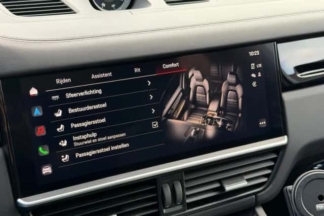 Porsche Cayenne (2022) thumbnail 60