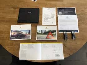 Porsche Cayenne (2022) thumbnail 78
