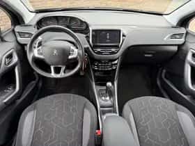 Peugeot 2008 (2016) thumbnail 2