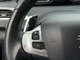 Peugeot 2008 (2016) thumbnail 24