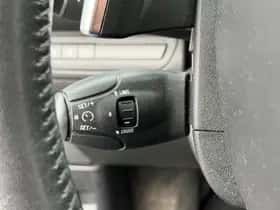 Peugeot 2008 (2016) thumbnail 27