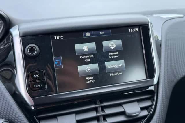 Peugeot 2008 (2016) thumbnail 34