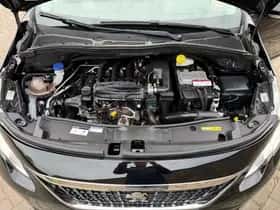 Peugeot 2008 (2016) thumbnail 39