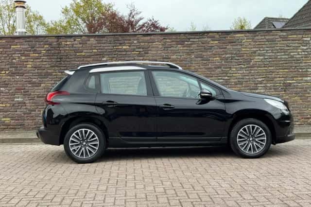 Peugeot 2008 (2016) thumbnail 8