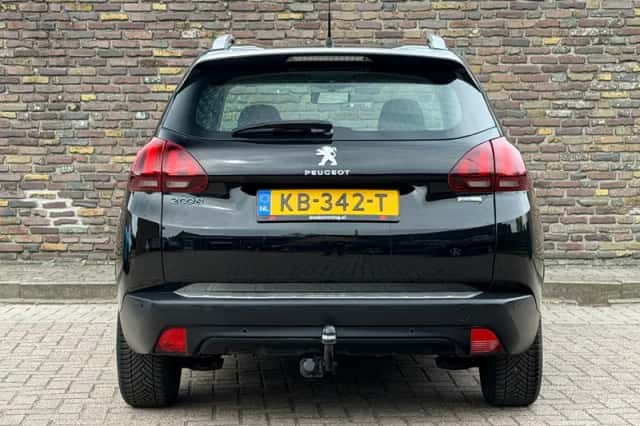 Peugeot 2008 (2016) thumbnail 9