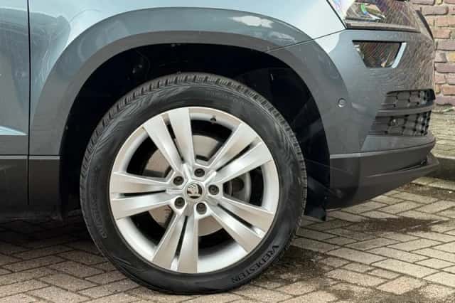Škoda Karoq (2018) thumbnail 11