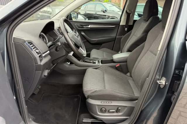 Škoda Karoq (2018) thumbnail 16