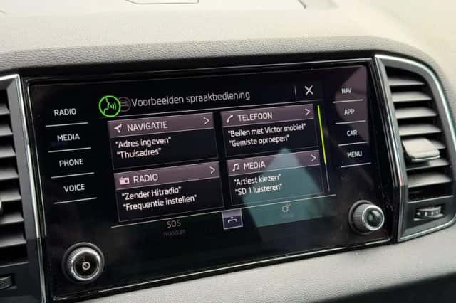 Škoda Karoq (2018) thumbnail 36