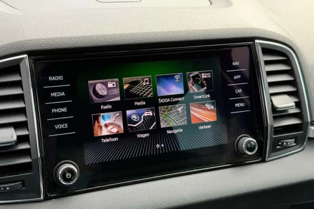 Škoda Karoq (2018) thumbnail 40