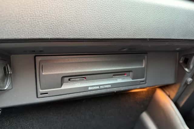 Škoda Karoq (2018) thumbnail 48
