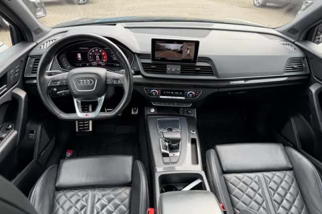 Audi SQ5 (2018) thumbnail 2