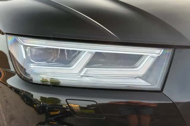 Audi SQ5 (2018) thumbnail 4