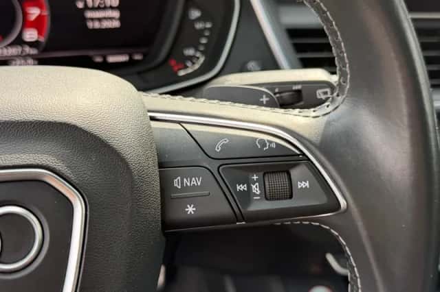 Audi SQ5 (2018) thumbnail 39