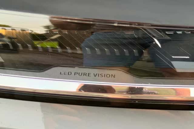 Renault Mégane E-Tech (2022) thumbnail 12