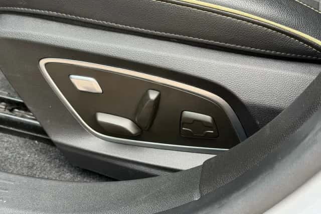 Renault Mégane E-Tech (2022) thumbnail 28