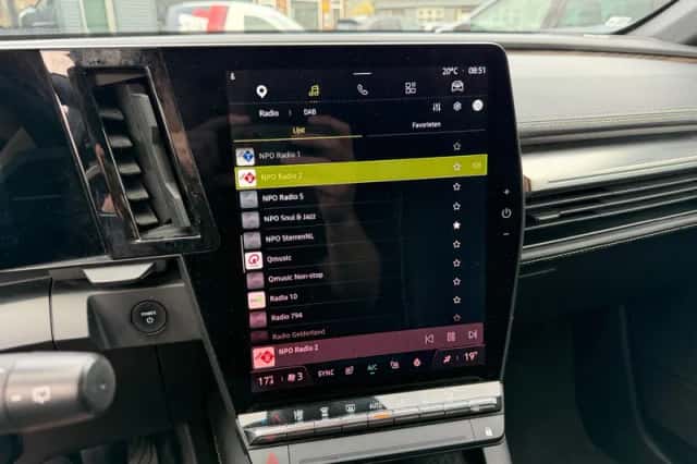 Renault Mégane E-Tech (2022) thumbnail 39