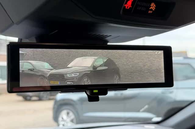 Renault Mégane E-Tech (2022) thumbnail 49