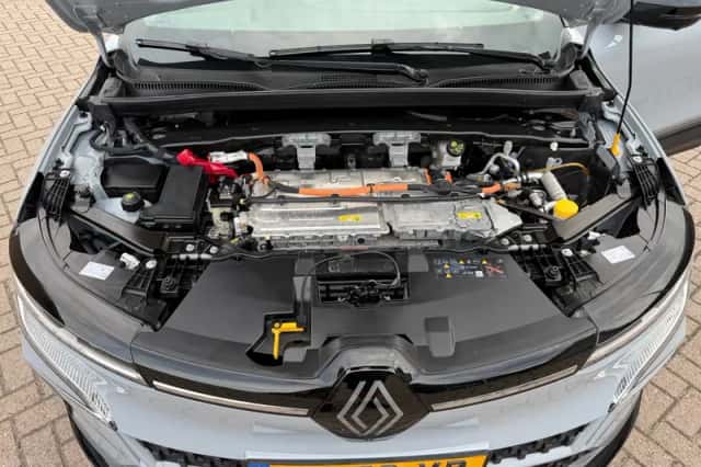 Renault Mégane E-Tech (2022) thumbnail 53