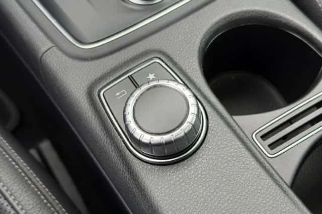 Mercedes-Benz GLA-Klasse (2018) thumbnail 38