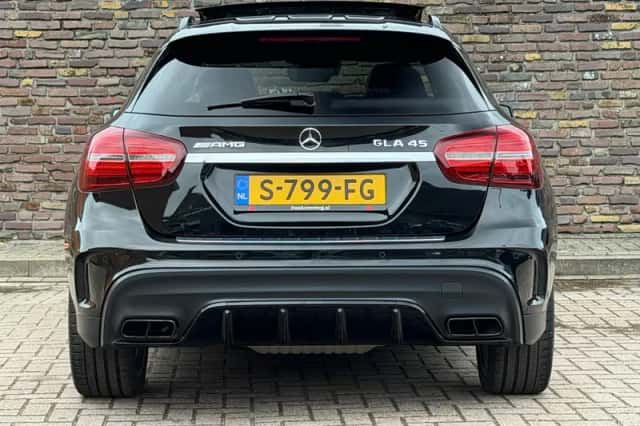 Mercedes-Benz GLA-Klasse (2018) thumbnail 9