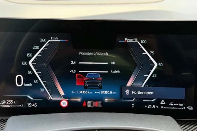 BMW X5 (2024) thumbnail 3