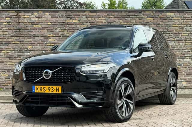 Volvo XC90 (2021) thumbnail 1