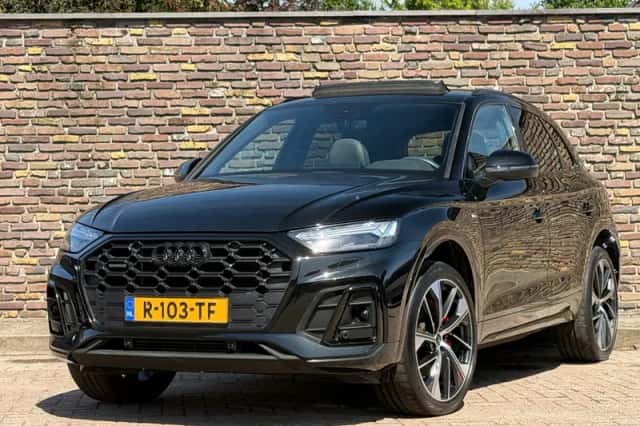 Audi Q5 (2022) thumbnail 1
