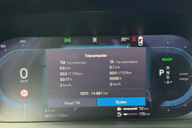 Volvo V60 (2024) thumbnail 3