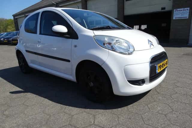 Citroën C1 (2012) thumbnail 2