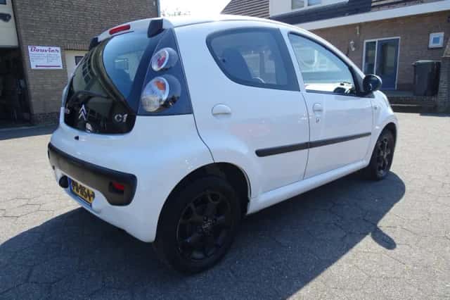 Citroën C1 (2012) thumbnail 3