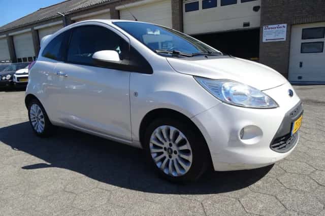 Ford Ka (2011) thumbnail 2