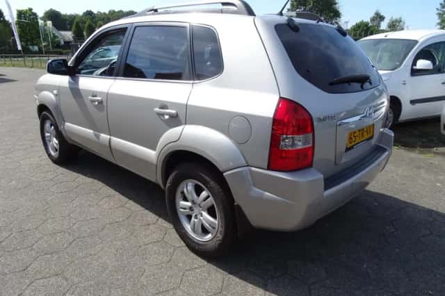 Hyundai Tucson (2007) thumbnail 4