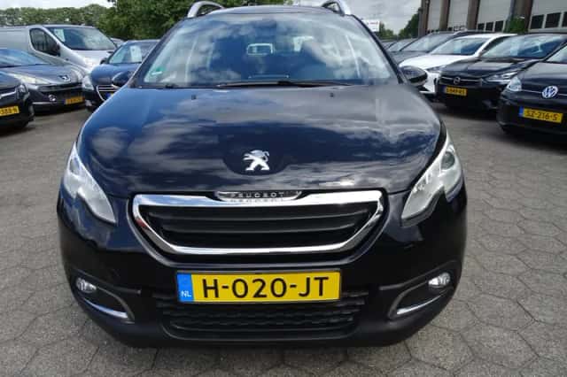 Peugeot 2008 (2015) thumbnail 5