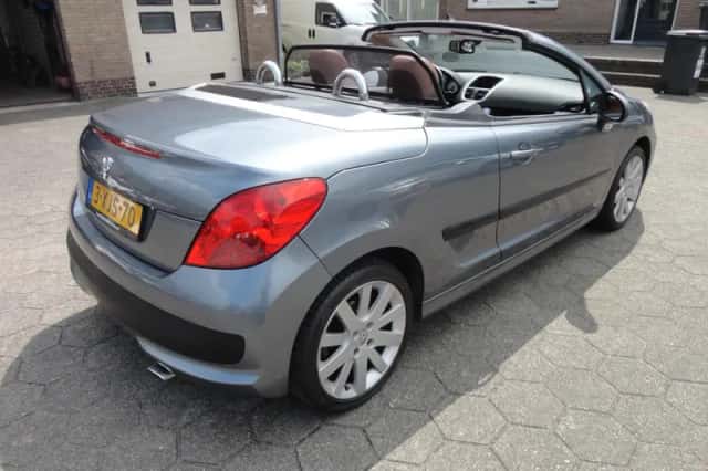 Peugeot 207 (2008) thumbnail 3