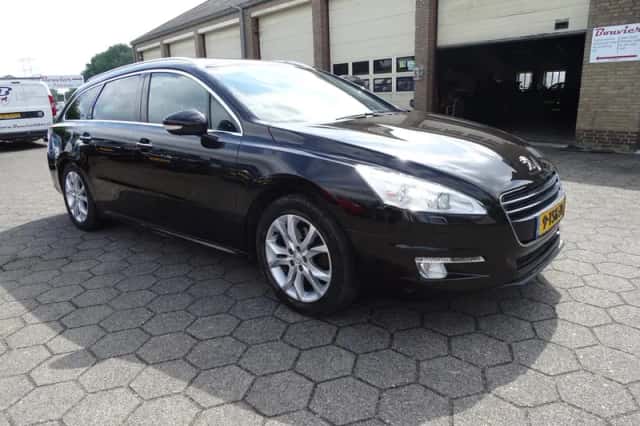 Peugeot 508 (2013) thumbnail 2