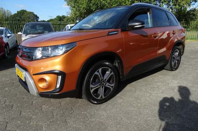 Suzuki Vitara (2016) thumbnail 1