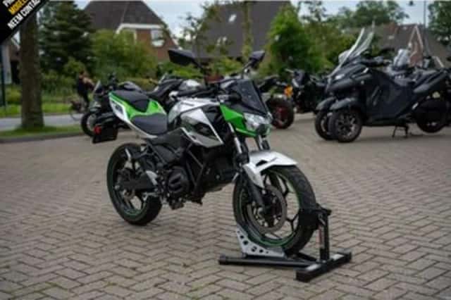 Kawasaki Z-e1 (2024) thumbnail 2