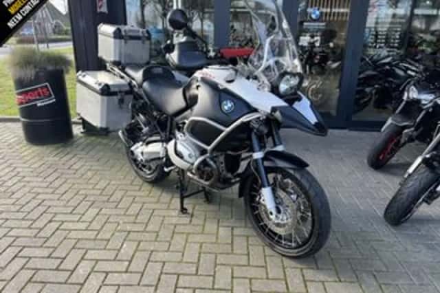 BMW R (2008) thumbnail 2