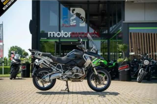 BMW R (2010) thumbnail 1