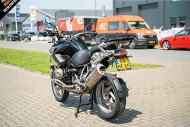BMW R (2010) thumbnail 5