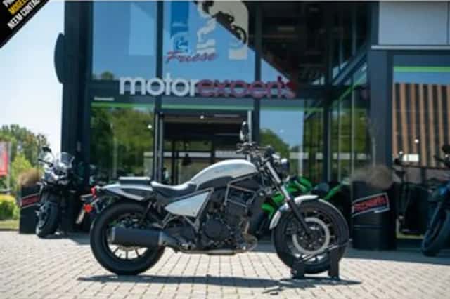 Kawasaki ELIMINATOR (2025) thumbnail 1