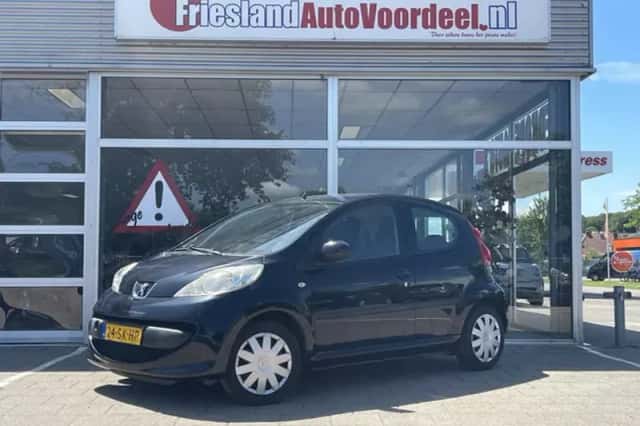Peugeot 107 (2006) thumbnail 1