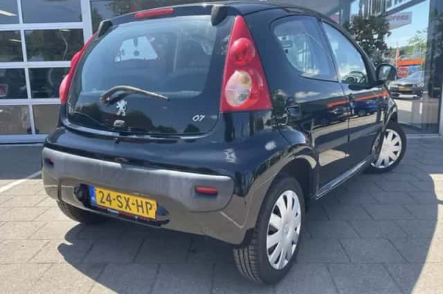 Peugeot 107 (2006) thumbnail 6