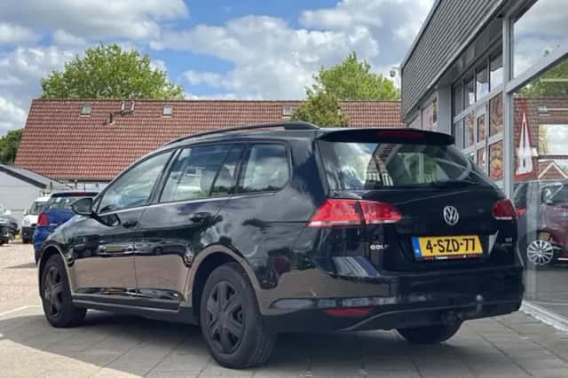 Volkswagen Golf (2014) thumbnail 3