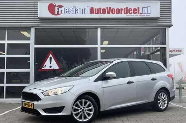 Ford Focus (2015) thumbnail 1