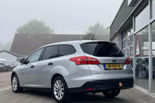 Ford Focus (2015) thumbnail 3