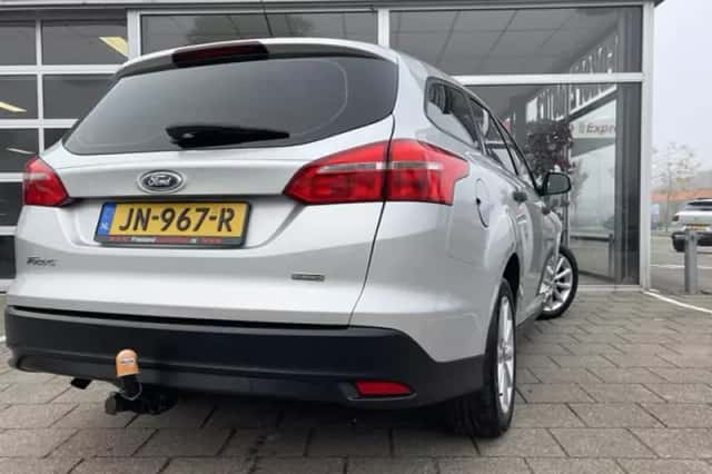 Ford Focus (2015) thumbnail 6