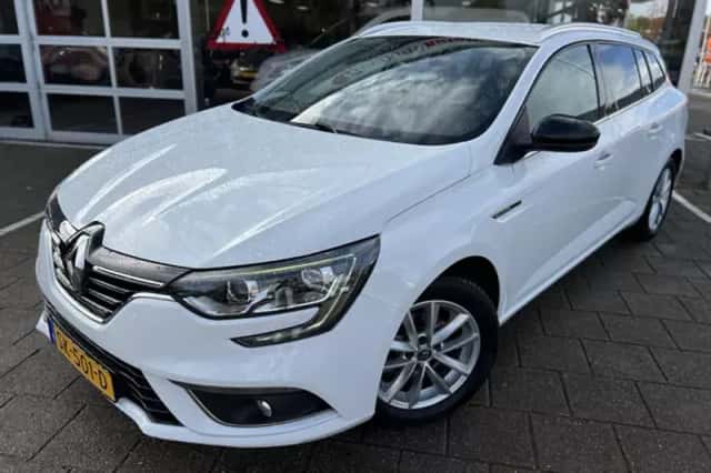 Renault Mégane (2018) thumbnail 2